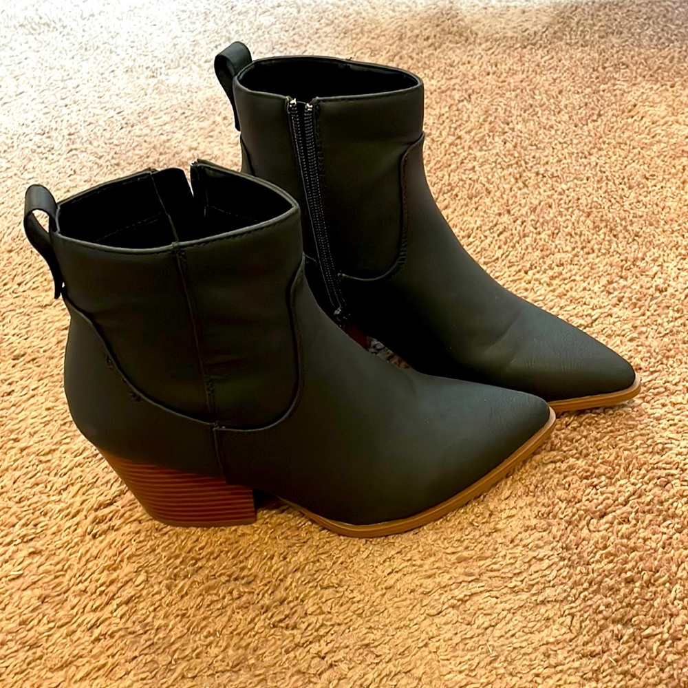 Black boots